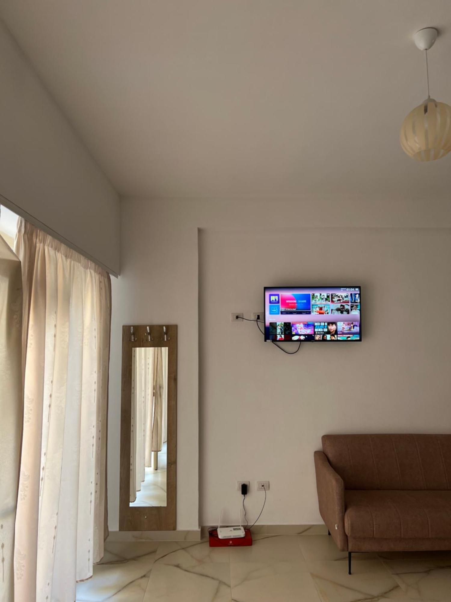 Leilighet Ground Floor Comfort - Spacious & Modern *