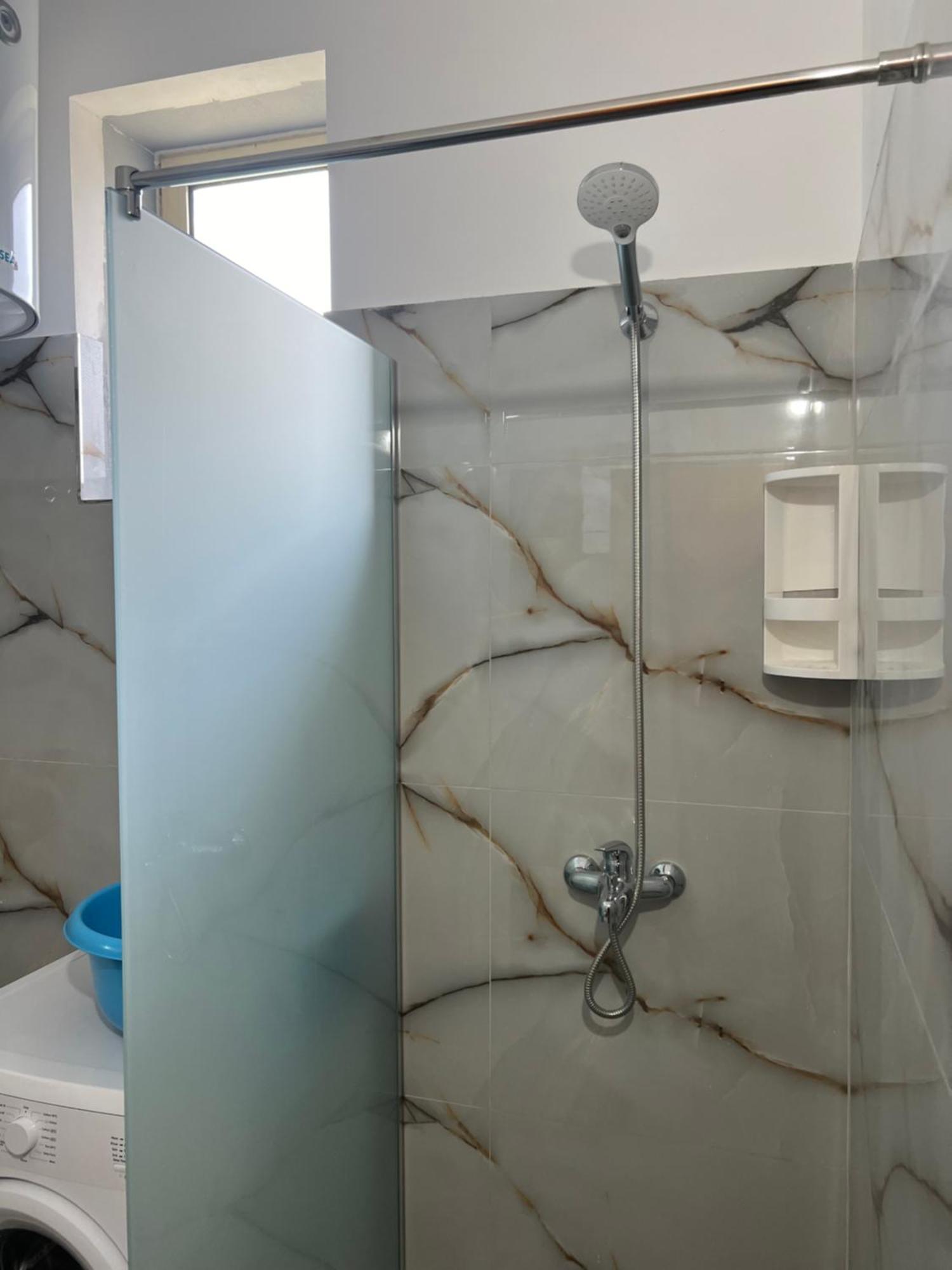 Ground Floor Comfort - Spacious & Modern * Orikum